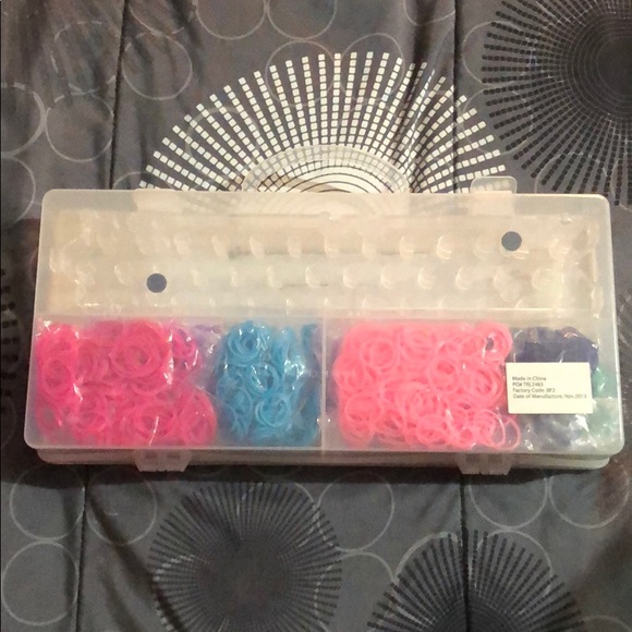 Bandaloom used set with new bands and beads - Picture 7 of 7